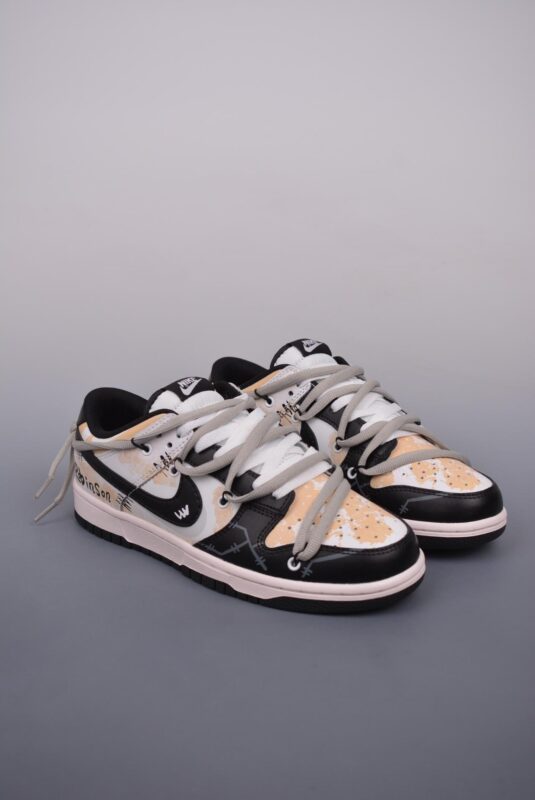 SB Dunk Low, Nike SB Dunk Low, Nike, Dunk Low, Dunk, DD1391 100 - Nike SB Dunk Low芬达奇罗宾森涂鸦
鞋帮高度：低帮鞋
货号：DD1391 100SH
