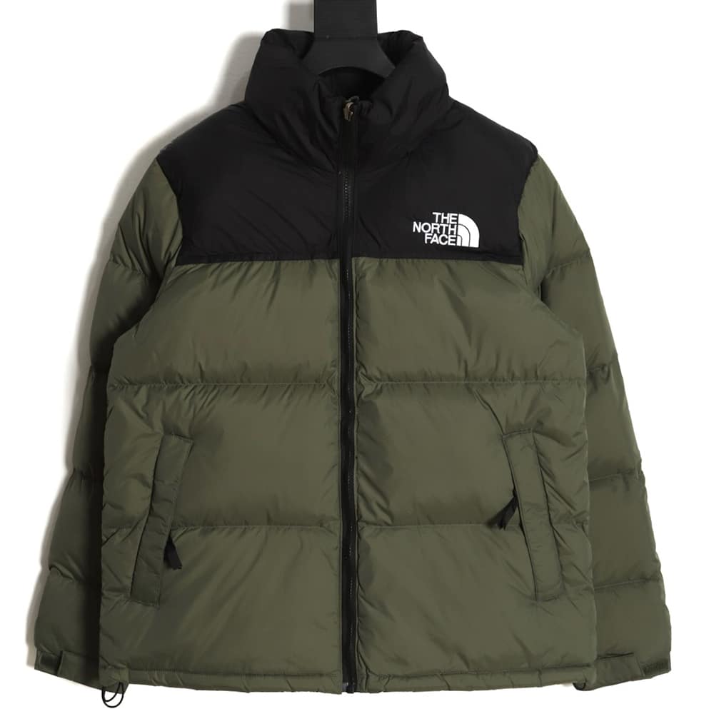 The North Face 1996 Nuptse 经典羽绒服