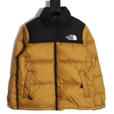 The North Face 1996 Nuptse 经典羽绒服