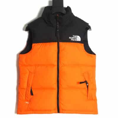 The North Face 1996 Nuptse 经典羽绒服