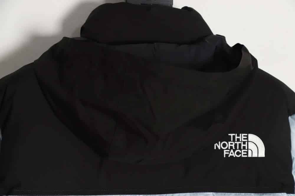 The North Face TNF 23FW 新颖 nuptse 1996 光面臂章大格子羽绒服