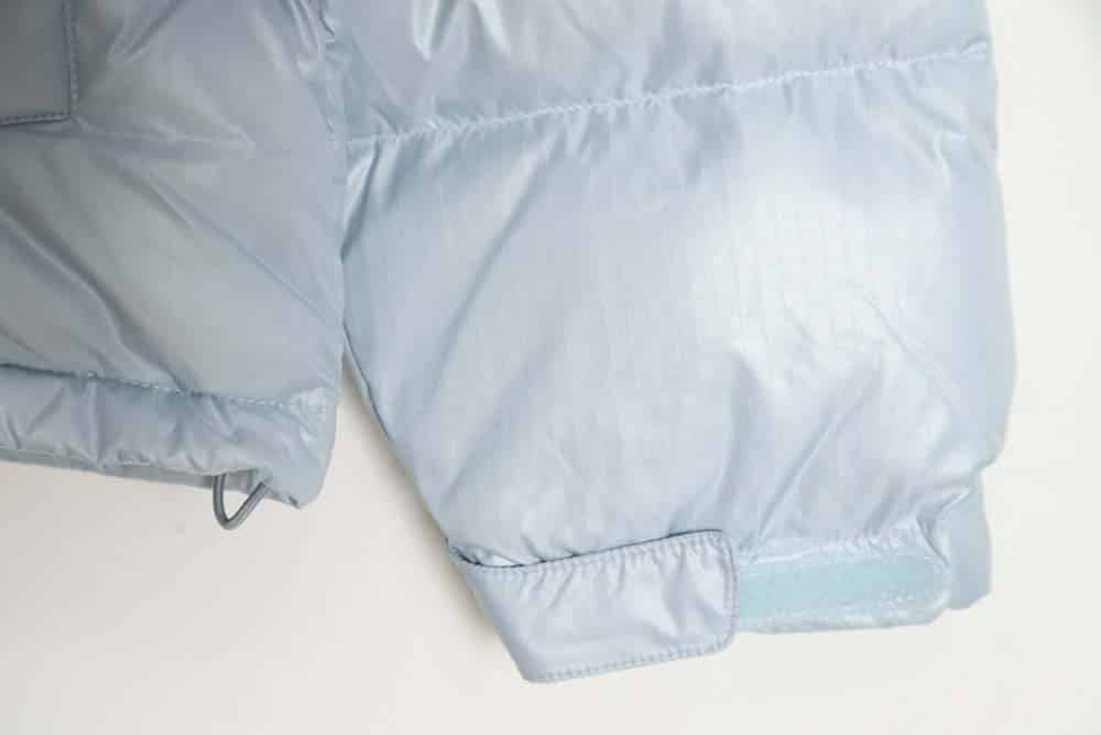 The North Face TNF 23FW 新颖 nuptse 1996 光面臂章大格子羽绒服
