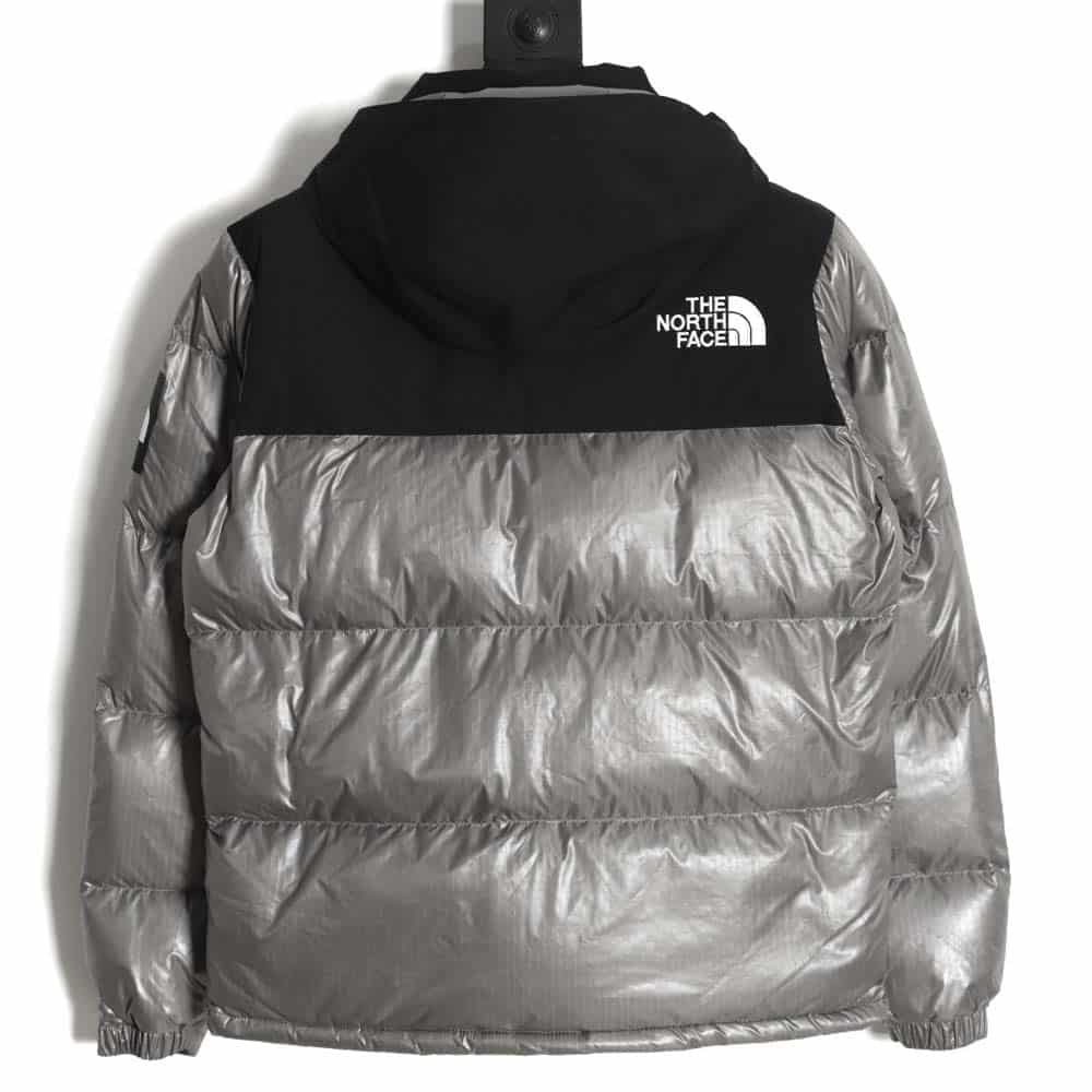 The North Face TNF 23FW 新款 nuptse 1996 光面臂章大格子羽绒服_CM_3