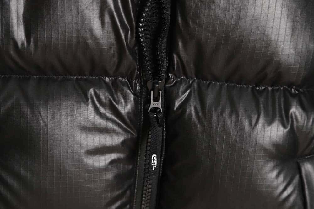 The North Face TNF 23FW 新款 nuptse 1996 光面臂章大格子羽绒服_CM_4