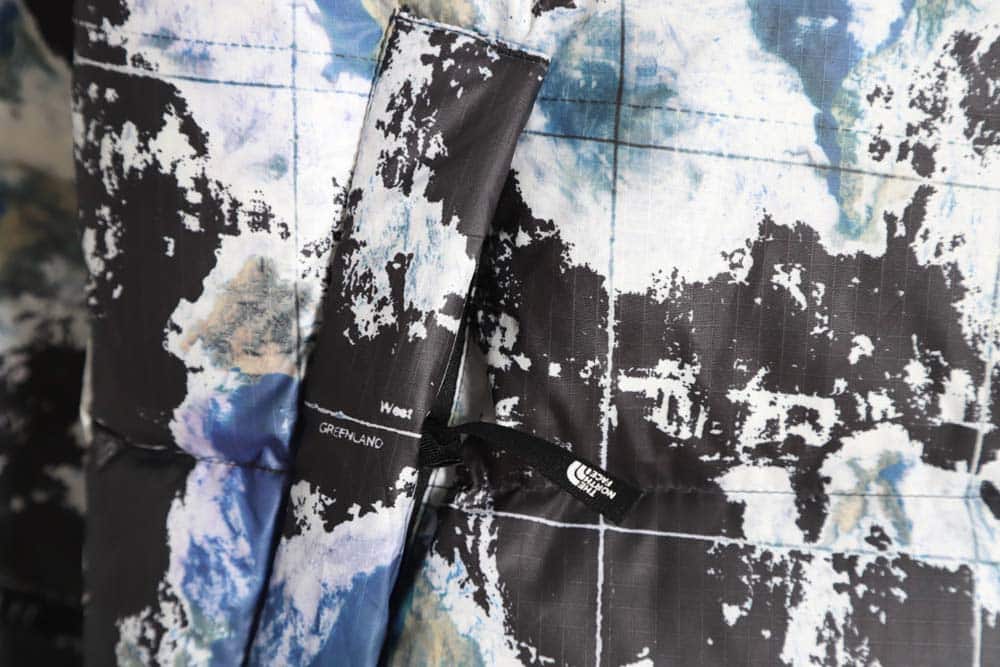 The North Face TNF North Face Nuptse 1996 大格子地球印花羽绒服_CM_1