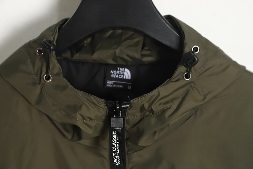 The North Face 23SS 拼色连帽风衣夹克