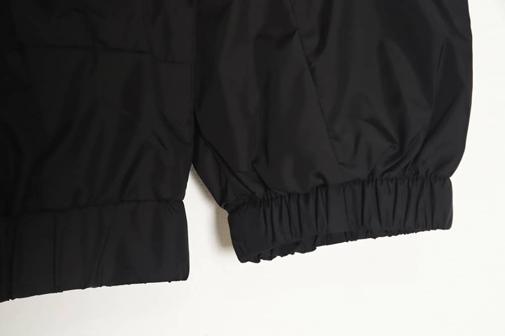The North Face 23SS 拼色连帽风衣夹克