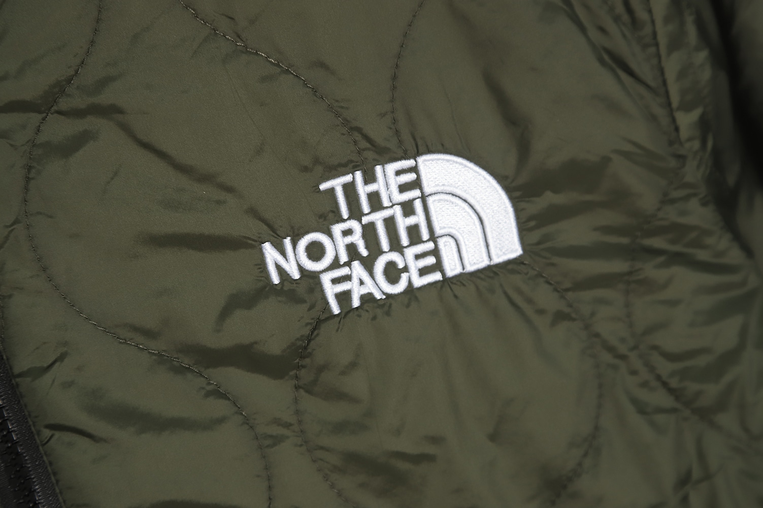 The North Face 22FW 双面穿葫芦纹棉服外套 The North Face 22FW 双面穿葫芦纹棉服外套