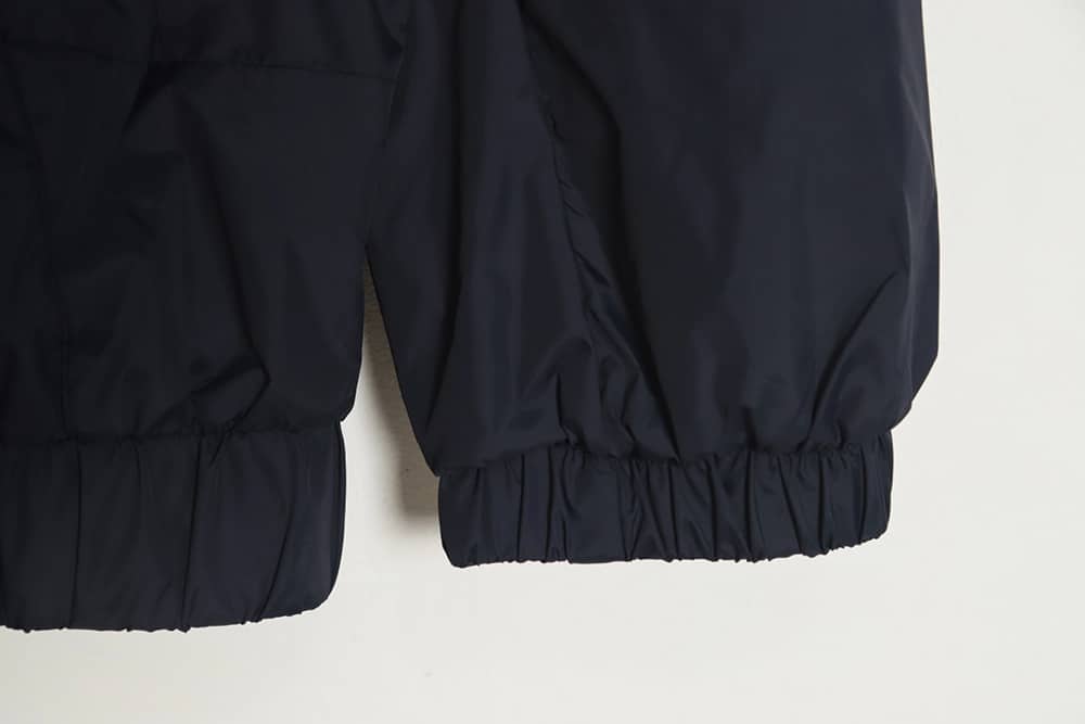 The North Face 23SS 拼色连帽风衣夹克