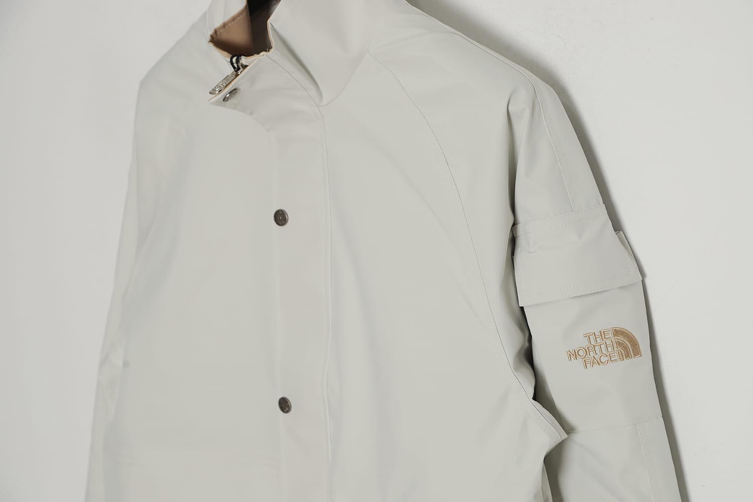 The North Face 手臂口袋立领工装夹克 The North Face 手臂口袋立领工装夹克