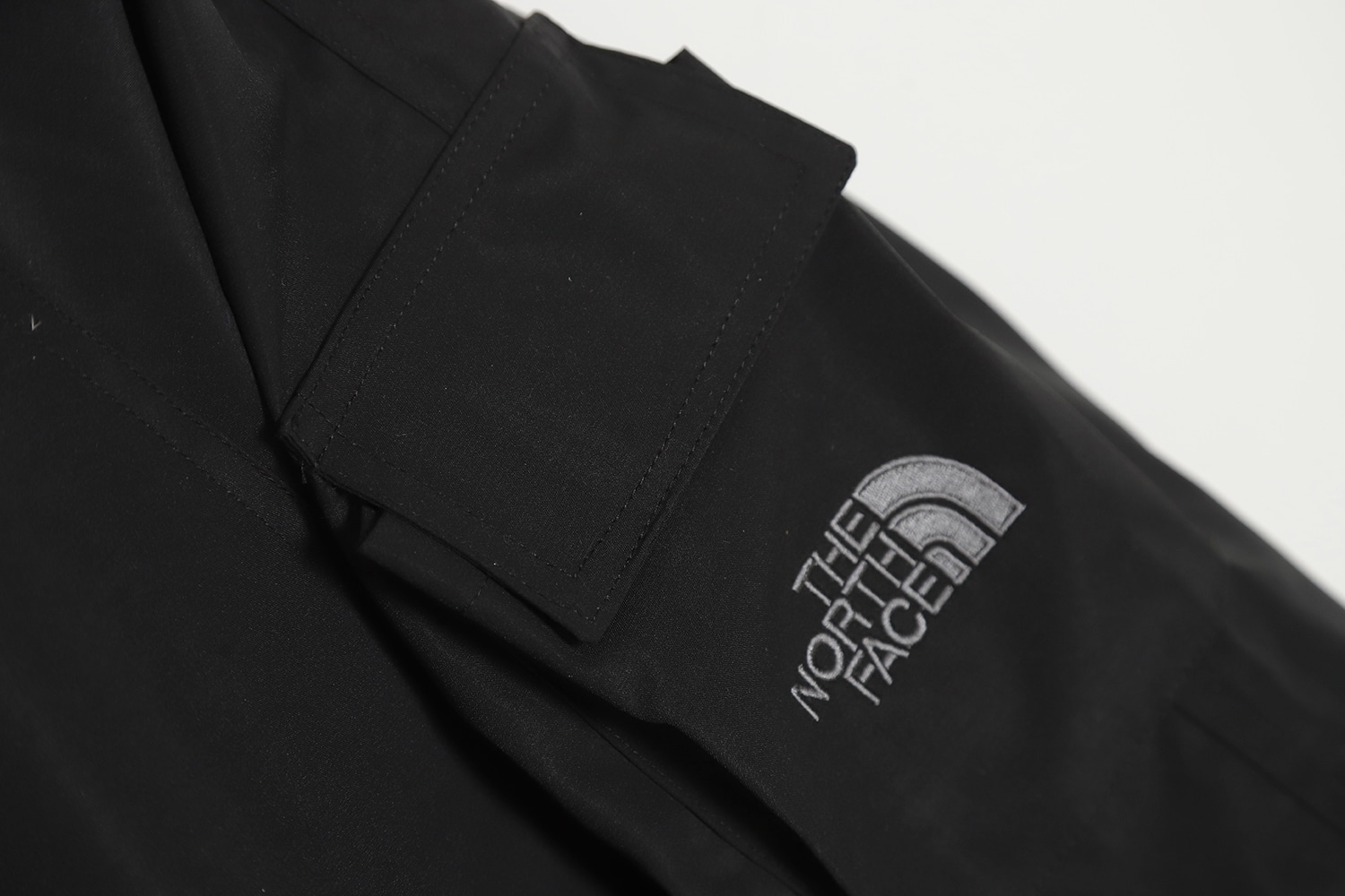The North Face 手臂口袋立领工装夹克 TSK1 The North Face 手臂口袋立领工装夹克 TSK1