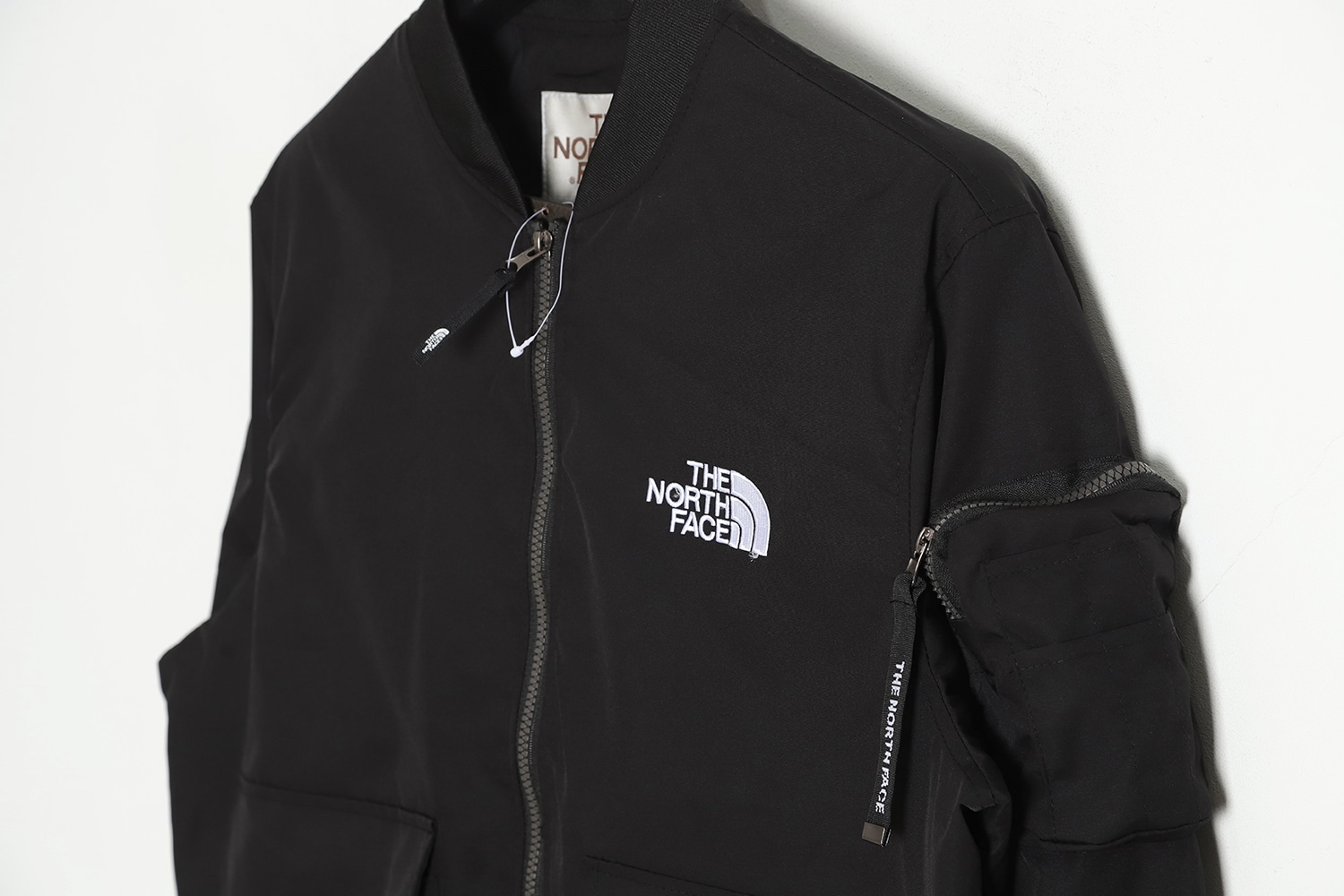 The North Face 纯色运动飞行员夹克 TSK1 The North Face 纯色运动飞行员夹克 TSK1
