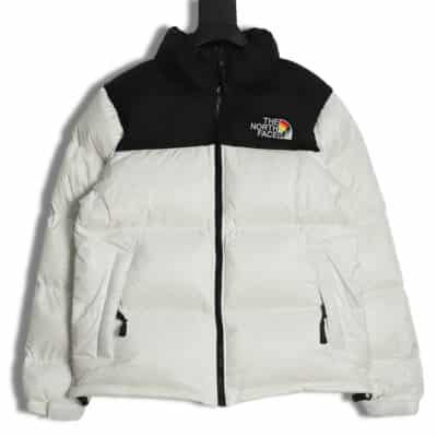 The North Face 22 秋冬 1996 复古 Nuptse Pride 夹克 700 Puff 彩虹标志刺绣立领拉链羽绒服