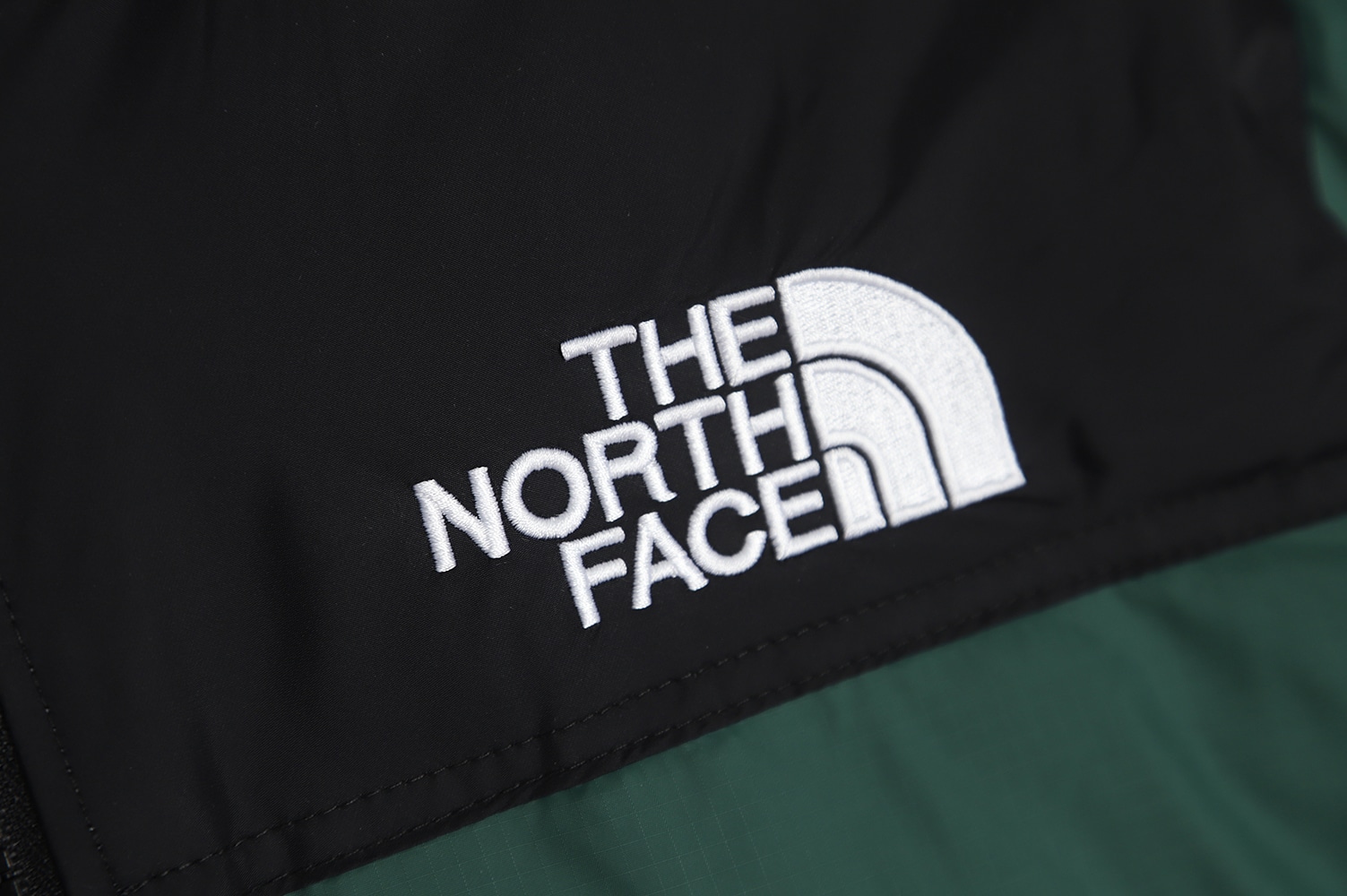 The North Face 1996 羽绒服 5s 版 TSK6 The North Face 1996 羽绒服 5s 版 TSK6