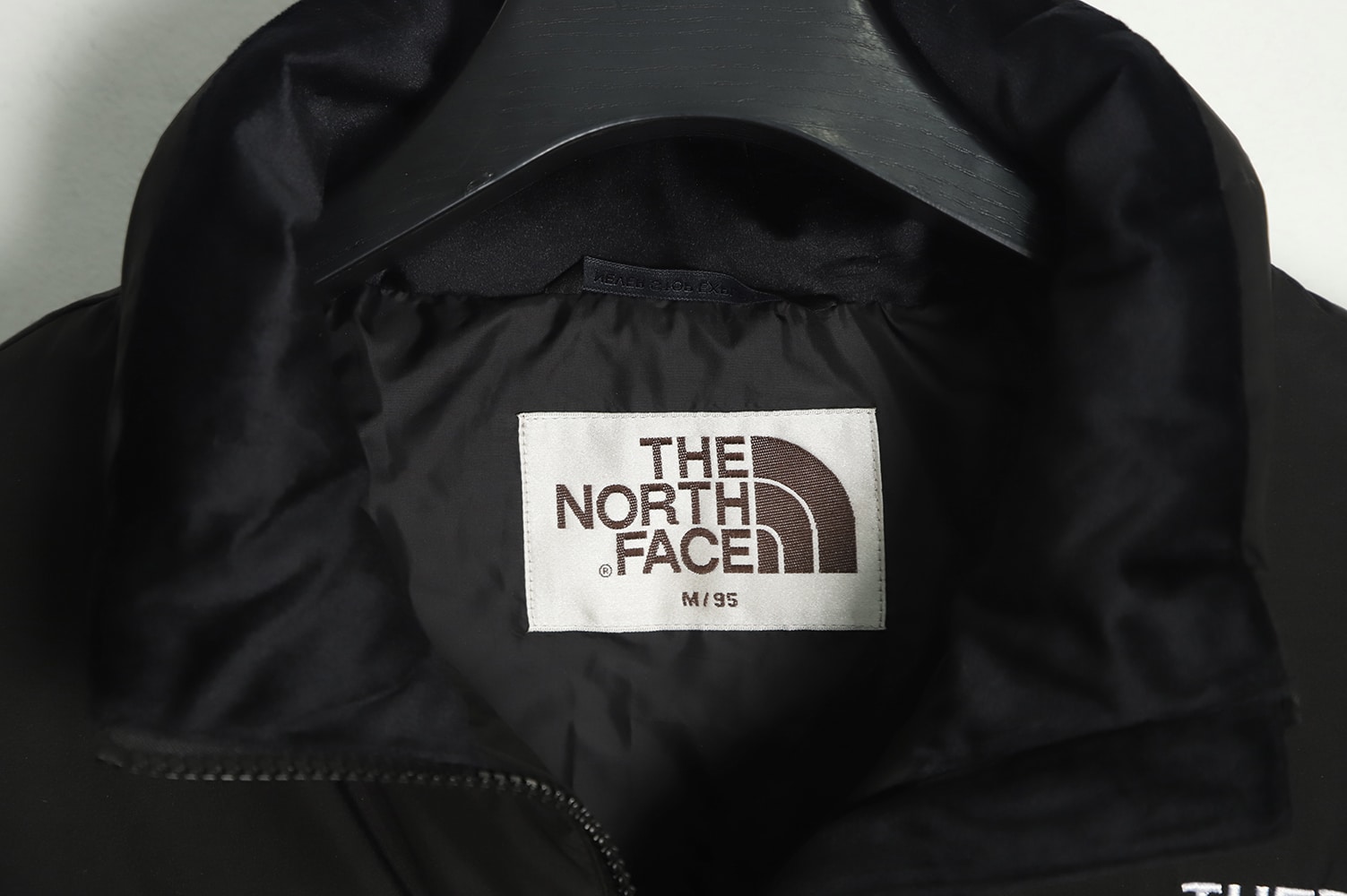 The North Face 22FW 胸前双口袋羽绒服 TSK1 The North Face 22FW 胸前双口袋羽绒服 TSK1