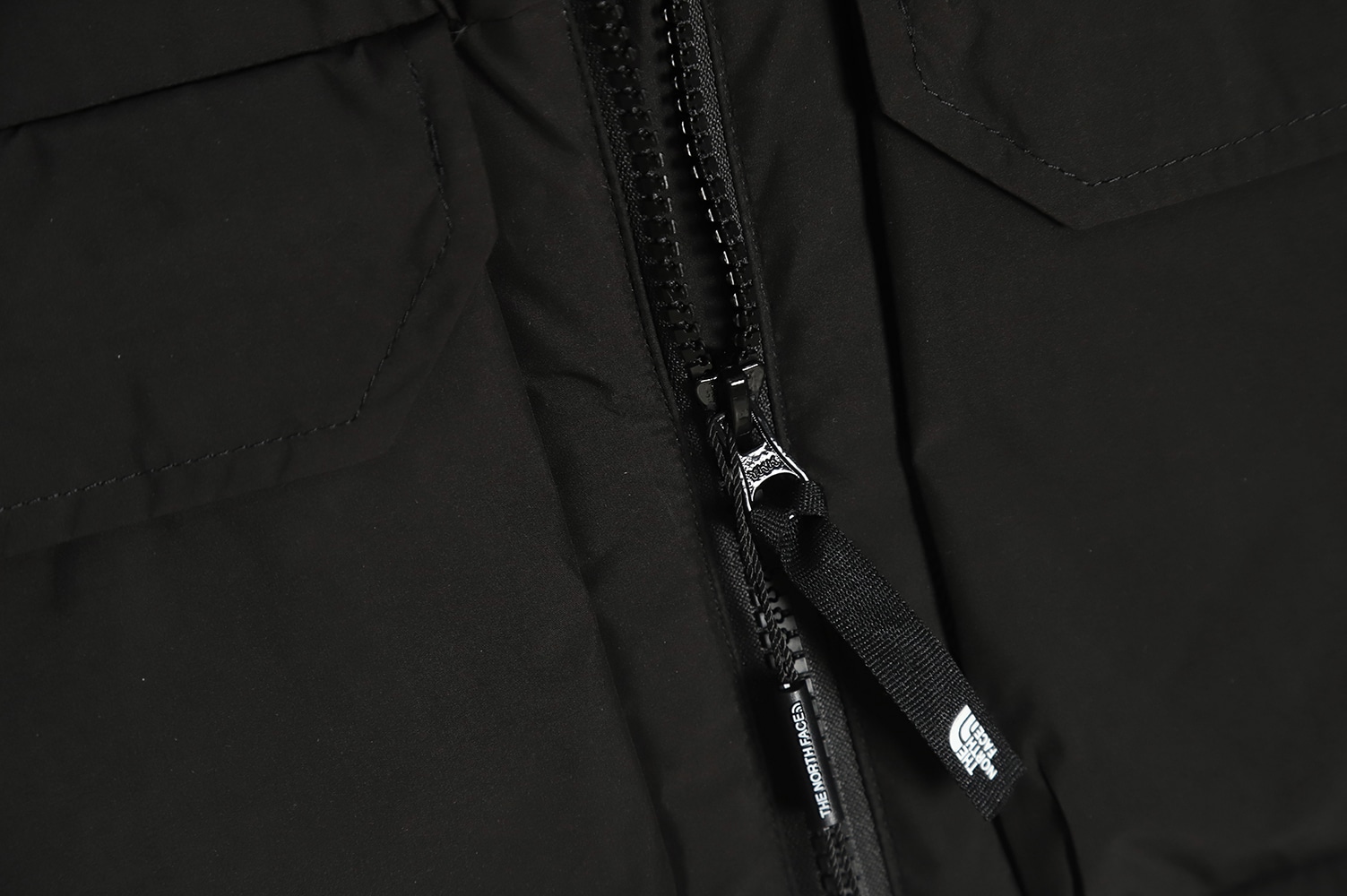 The North Face 22FW 胸前双口袋羽绒服 TSK1 The North Face 22FW 胸前双口袋羽绒服 TSK1