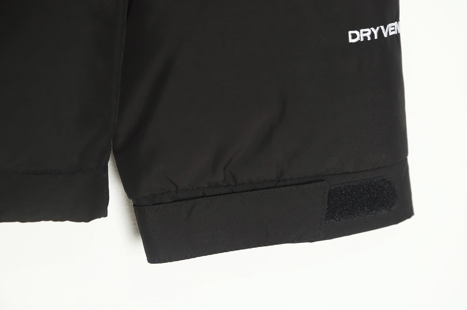 The North Face 22FW 胸前双口袋羽绒服 TSK1 The North Face 22FW 胸前双口袋羽绒服 TSK1