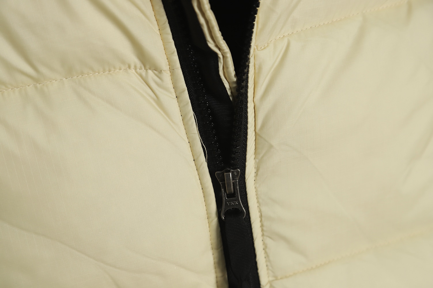 The North Face X kaws22S LHOTSE 格子长款羽绒服 The North Face X kaws22S LHOTSE 格子长款羽绒服