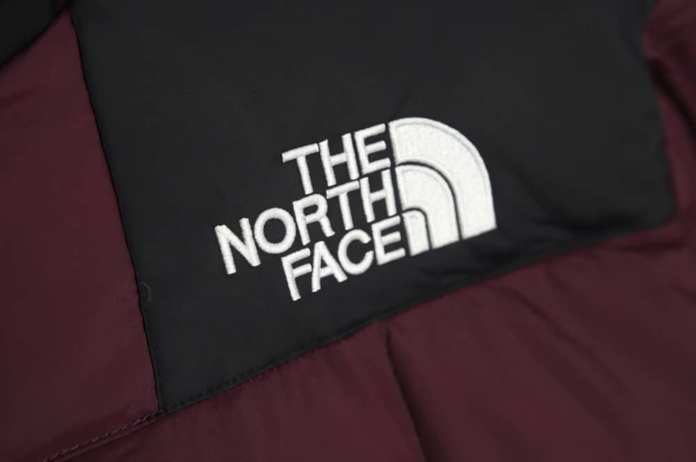 The North Face X kaws22S LHOTSE 格纹长款羽绒服 TSK1