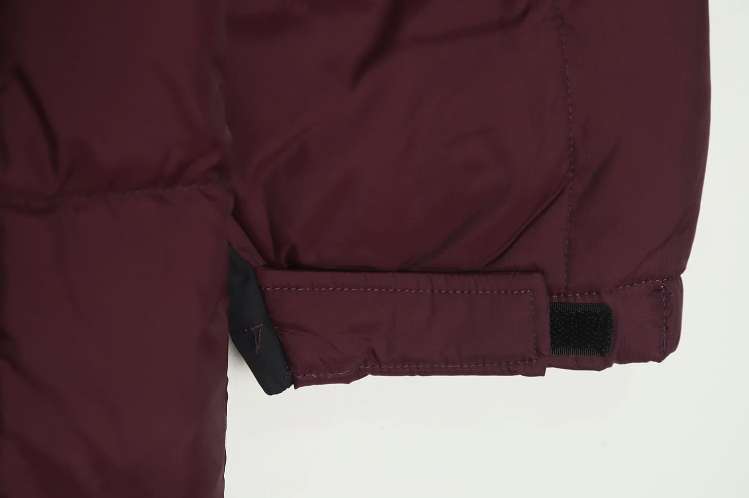 The North Face X kaws22S LHOTSE 格纹长款羽绒服 TSK1 The North Face X kaws22S LHOTSE 格纹长款羽绒服 TSK1
