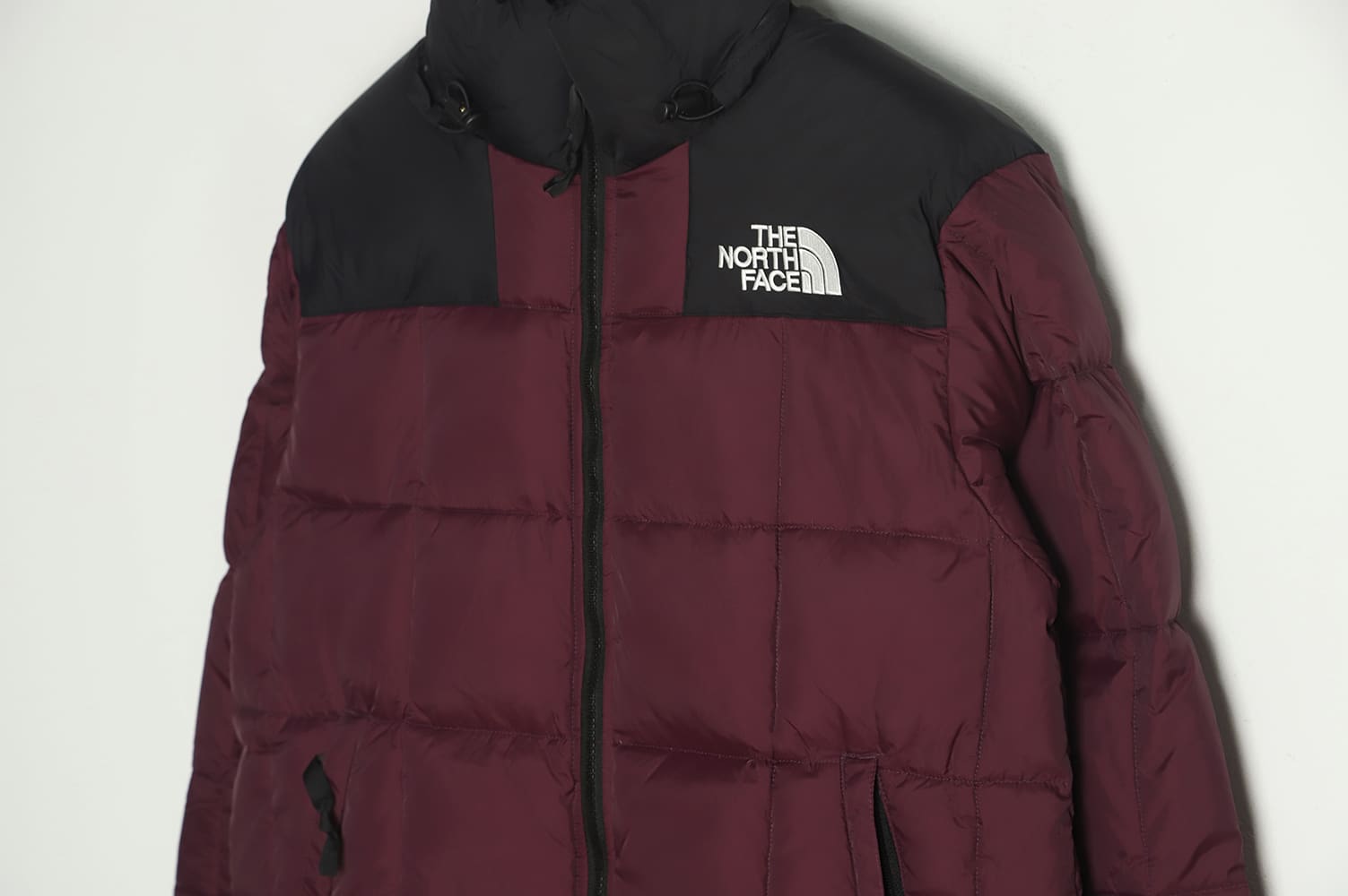 The North Face X kaws22S LHOTSE 格纹长款羽绒服 TSK1 The North Face X kaws22S LHOTSE 格纹长款羽绒服 TSK1
