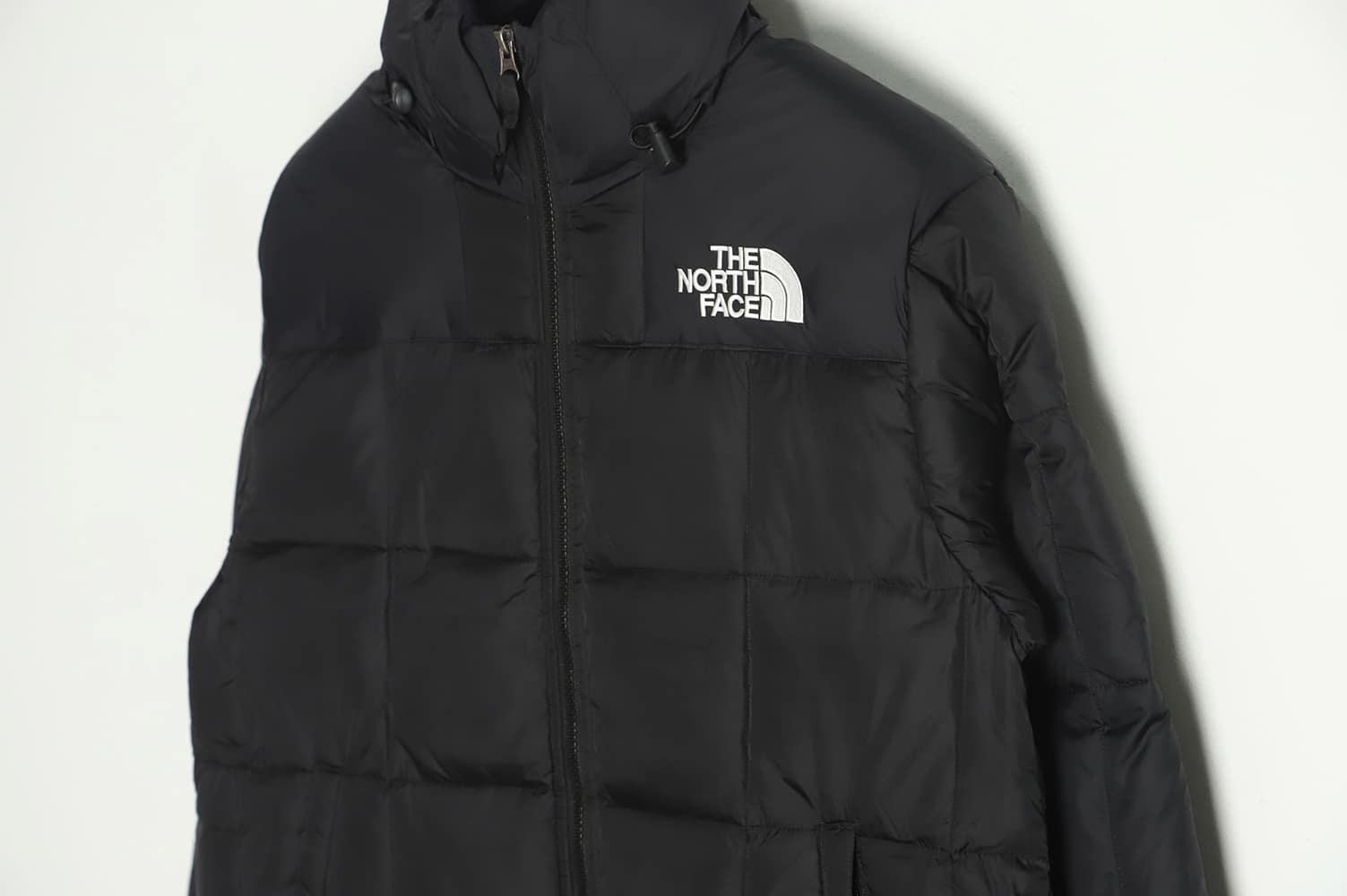 The North Face X kaws22S LHOTSE 格子长款羽绒服 TSK2 The North Face X kaws22S LHOTSE 格子长款羽绒服 TSK2