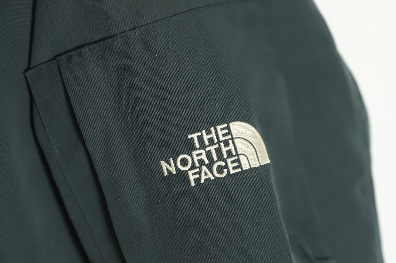 The North Face 22FW 联名紫标羽绒服 TSK1 The North Face 22FW 联名紫标羽绒服 TSK1