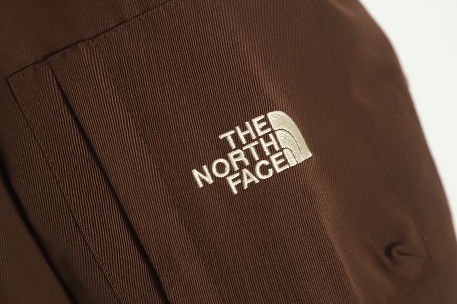The North Face 22FW联名紫标羽绒服 The North Face 22FW联名紫标羽绒服