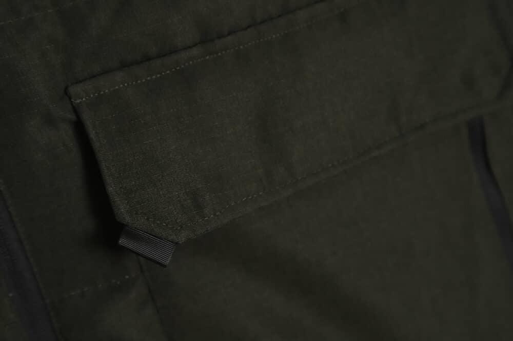 The North Face 拼接撞色大口袋功能风羽绒服 TSK1