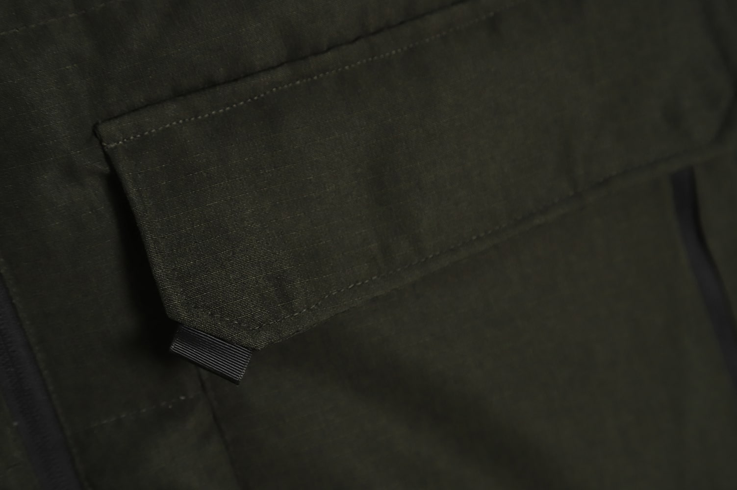 The North Face 拼接撞色大口袋功能风羽绒服 TSK1 The North Face 拼接撞色大口袋功能风羽绒服 TSK1