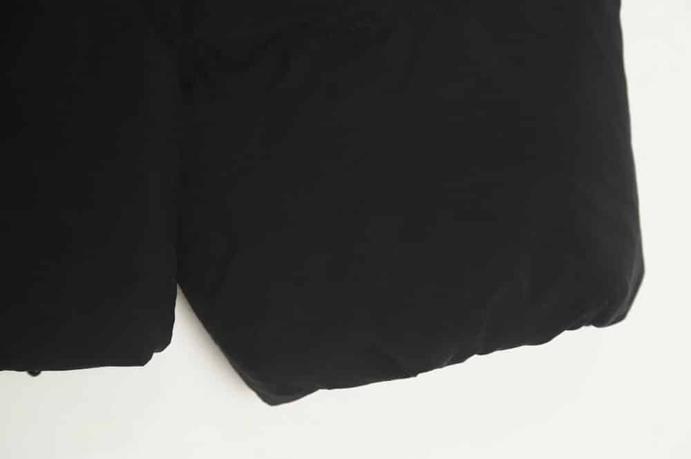 The North Face 22FW 黑标臂袋羽绒服 TSK2