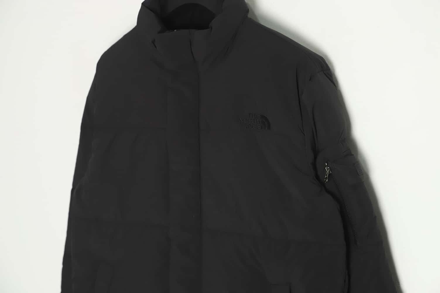 The North Face 22FW 黑标臂袋羽绒服 TSK2 The North Face 22FW 黑标臂袋羽绒服 TSK2