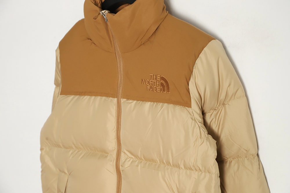 The North Face 1996 Nuptse 经典羽绒服