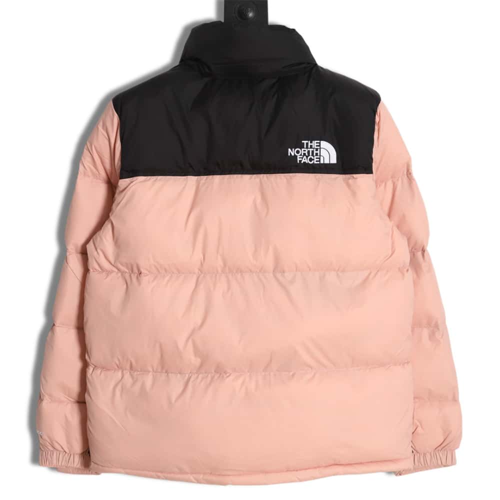 The North Face 1996 Nuptse 经典羽绒服