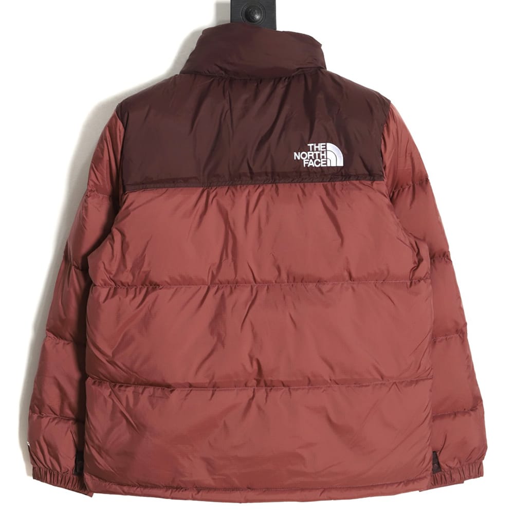 The North Face 1996 Nuptse 经典羽绒服