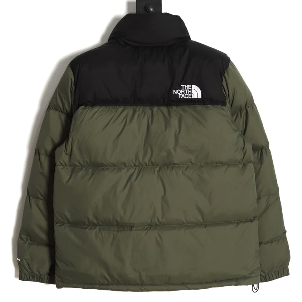 The North Face 1996 Nuptse 经典羽绒服