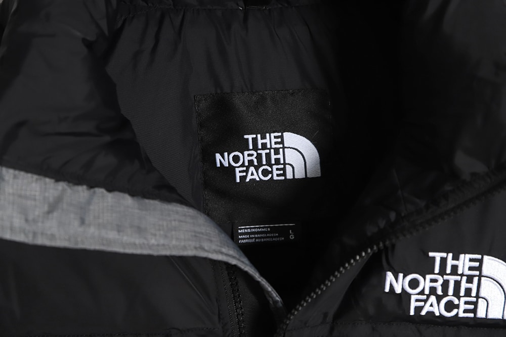 The North Face 1996 Nuptse 经典羽绒服