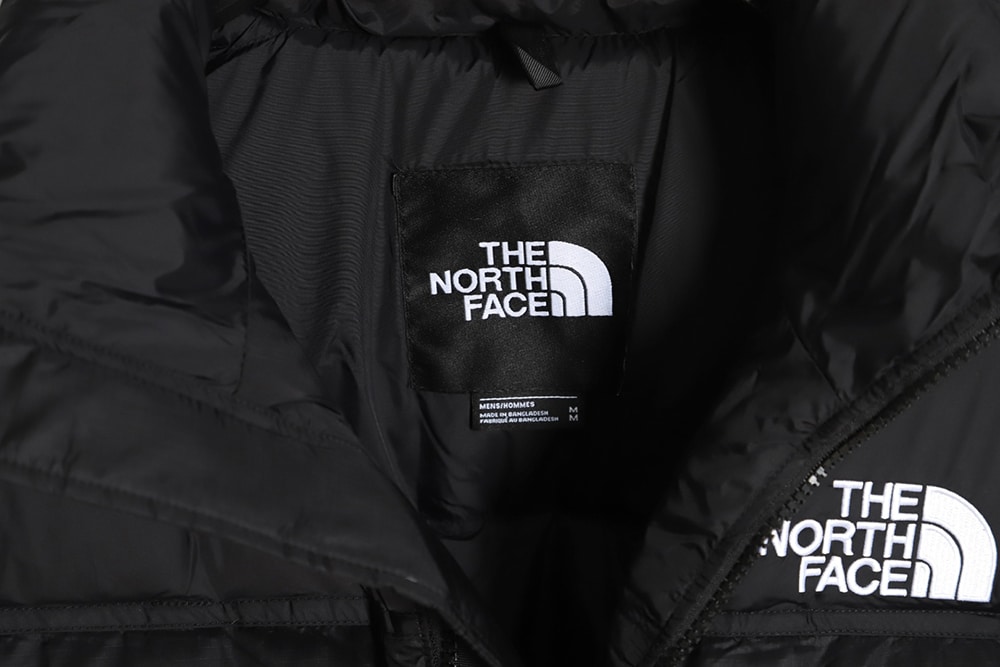 The North Face 1996 Nuptse 经典羽绒服