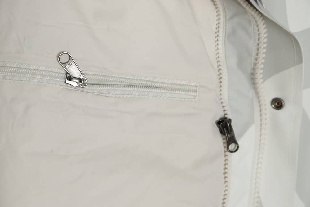 THE NORTH FACE x XX KAWS 联名 FW22 户外拼色硬壳连帽外套