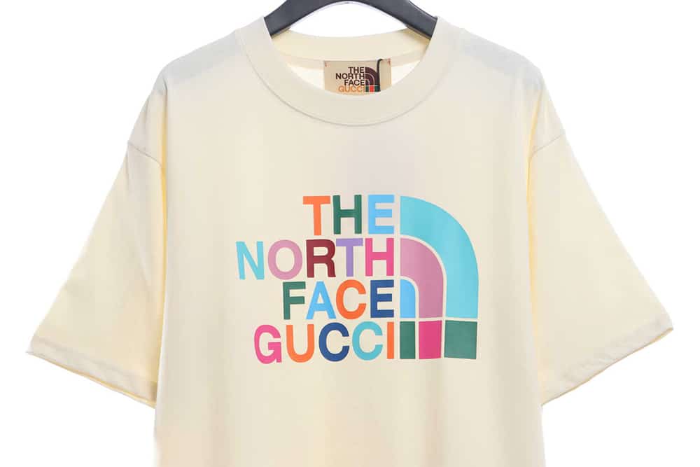 Gucci 合作 North Face 彩色印花短袖