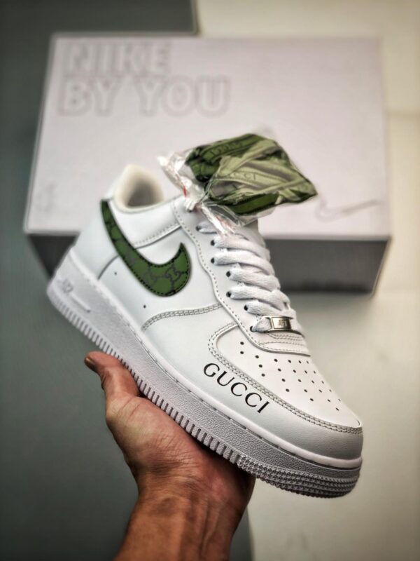 运动鞋, CW2288-111, Air Force 1 Low, Air Force 1 - Air Force 1 Low "By You" 古驰白绿 高帮运动鞋 货号：CW2288-111
