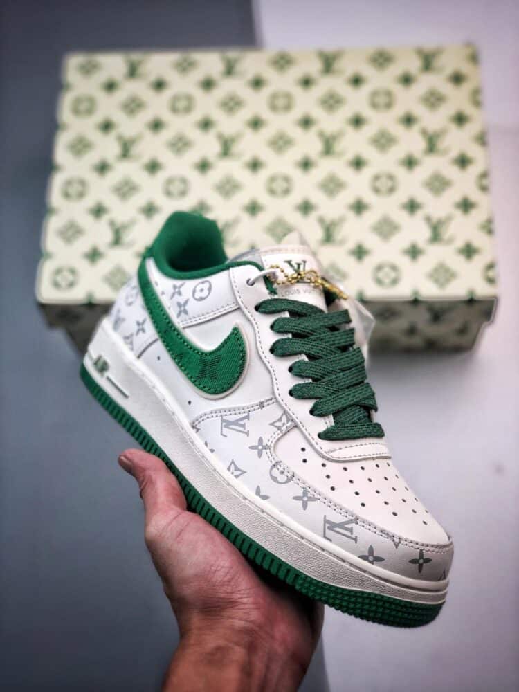运动鞋, KD, Air Force 1 - Air Force 1 '07 Low LV 牛仔白绿 货号 LU0251-136。