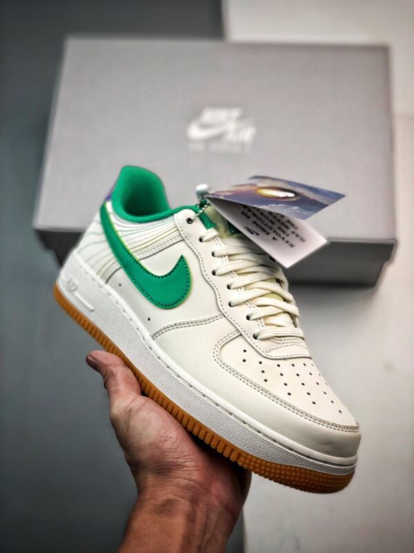 篮球鞋, 球鞋, Nike Air Force 1 '07 Low, NIke Air Force 1 '07, Nike Air Force 1, Nike, Air Force 1 - Nike Air Force 1 '07 Low 系列 白翠绿鞋帮高度：低帮 鞋子类型：篮球鞋 货号：FJ7540-100