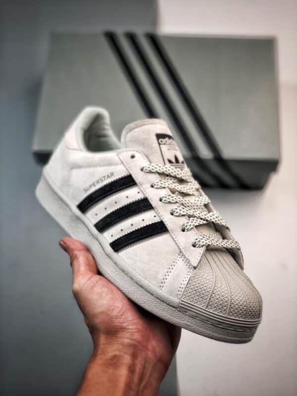 运动鞋, 贝壳头, PE, KD - AD Originals Superstar 品牌 系列 鞋子类型 带壳头运动鞋 鞋帮高度 低帮 颜色 卫冕冠军灰黑 货号 GW5758