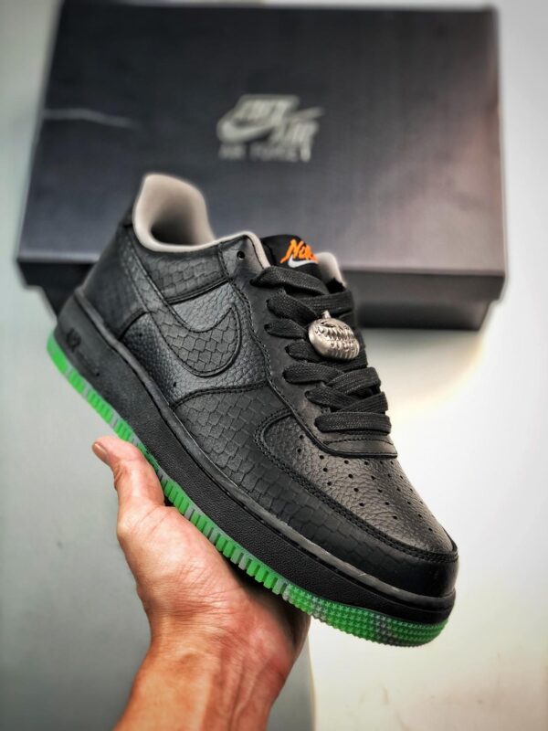 篮球鞋, 球鞋, Nike Air Force 1 Low, Nike Air Force 1, Nike, Air Force 1 Low, Air Force 1 - Nike Air Force 1 Low 万圣节 黑绿 高帮篮球鞋 货号：FQ8822-084