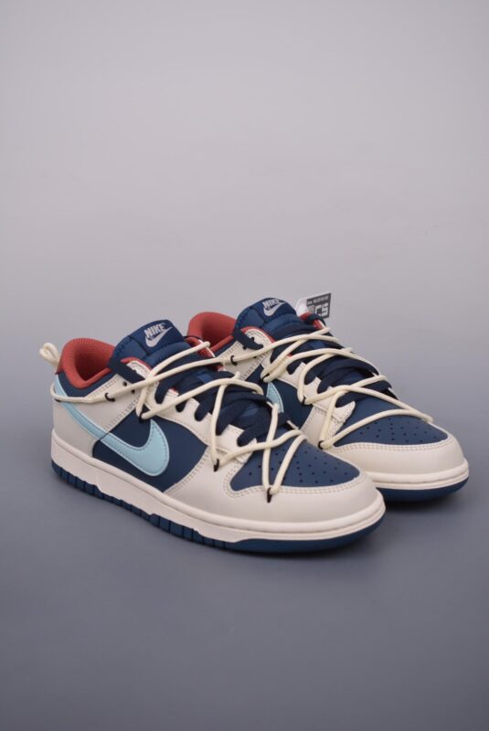 解构, SB Dunk Low, Nike SB Dunk Low, Nike, Dunk Low, Dunk - Nike SB Dunk Low 蒸汽木偶 蓝色多瑙河
鞋子全称：Nike SB Dunk Low 蒸汽木偶 蓝色多瑙河
货号：DD1503 602HS