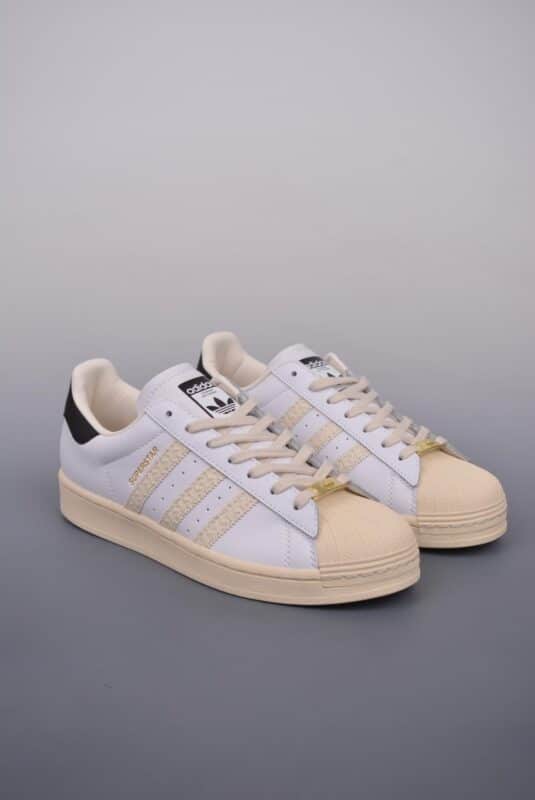 板鞋, SUPERSTAR W, PE, Originals SUPERSTAR W, adidas originals Superstar, adidas Originals, adidas - Adidas Originals SUPERSTAR W 鞋子类型：板鞋 鞋帮高度：低帮 货号：ID4675MZ