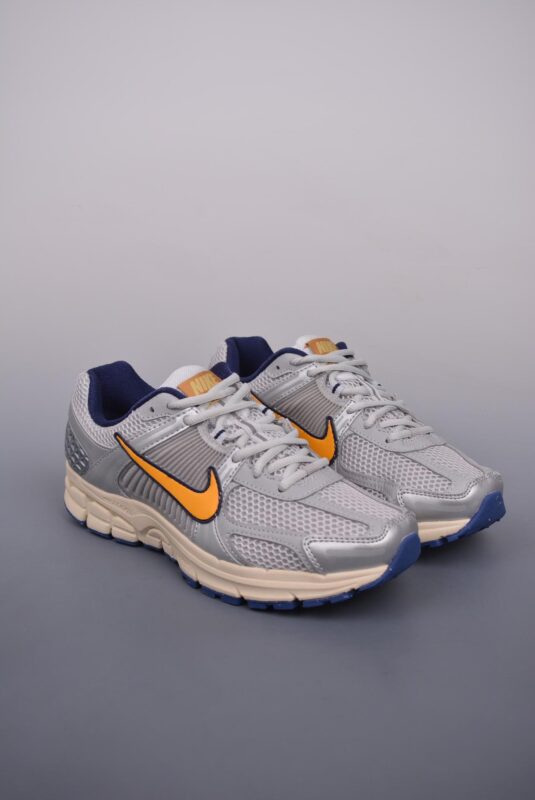 运动鞋, 休闲鞋, RO, Nike Zoom Vomero 5, Nike - Nike Zoom Vomero 5 网面透气休闲鞋 货号：FJ4151 001HS