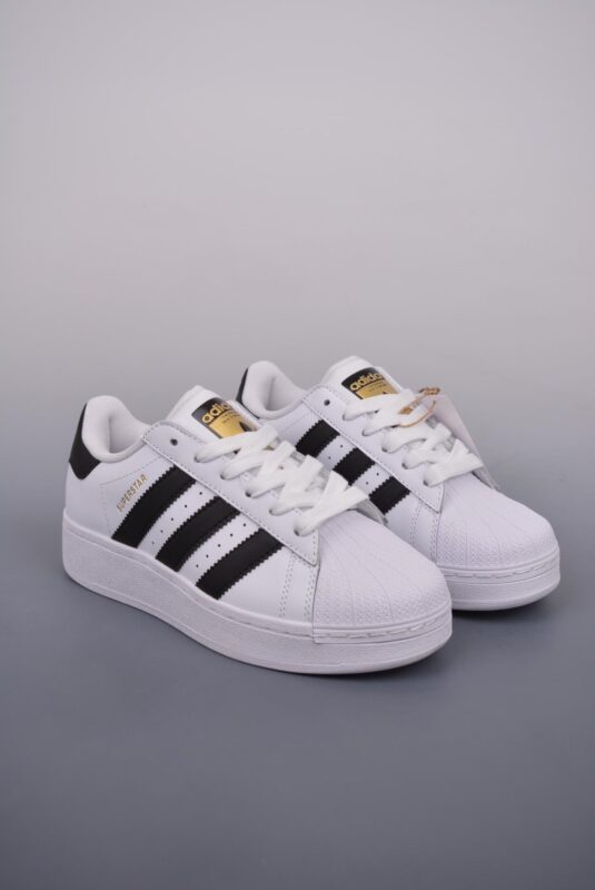 贝壳头, 板鞋, 小白板鞋, PE, adidas originals Superstar, adidas Originals, adidas - Adidas Originals SUPERSTAR XLG 增高厚底 贝壳头经典小白板鞋 灰色 货号：IE6808V