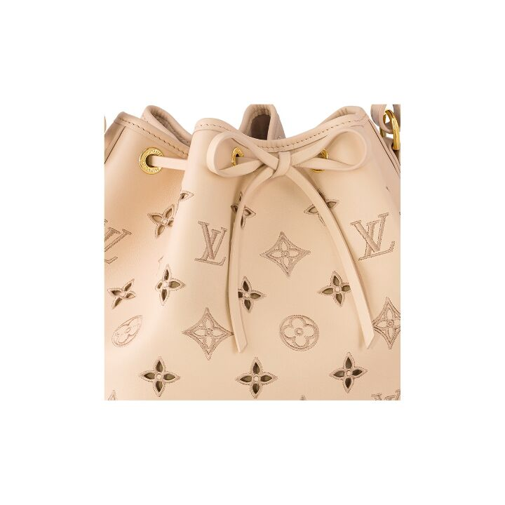 LOUIS VUITTON Petit Noe 可拆卸可调节肩带穿孔图案 小牛皮 单肩包斜挎包 女款 浅棕色